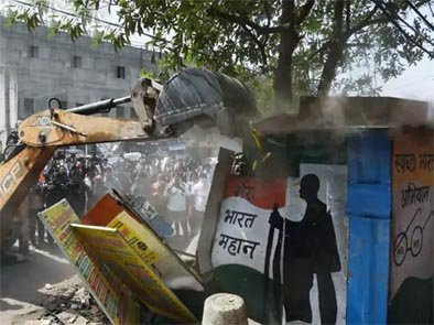 जहांगीरपुरी अतिक्रमण मामले में सुप्रीम कोर्ट का बड़ा फैसला! फिलहाल बनी रहेगी यथा स्थिति, पीड़ितों से मिला कांग्रेस का प्रतिनिधिमंडल